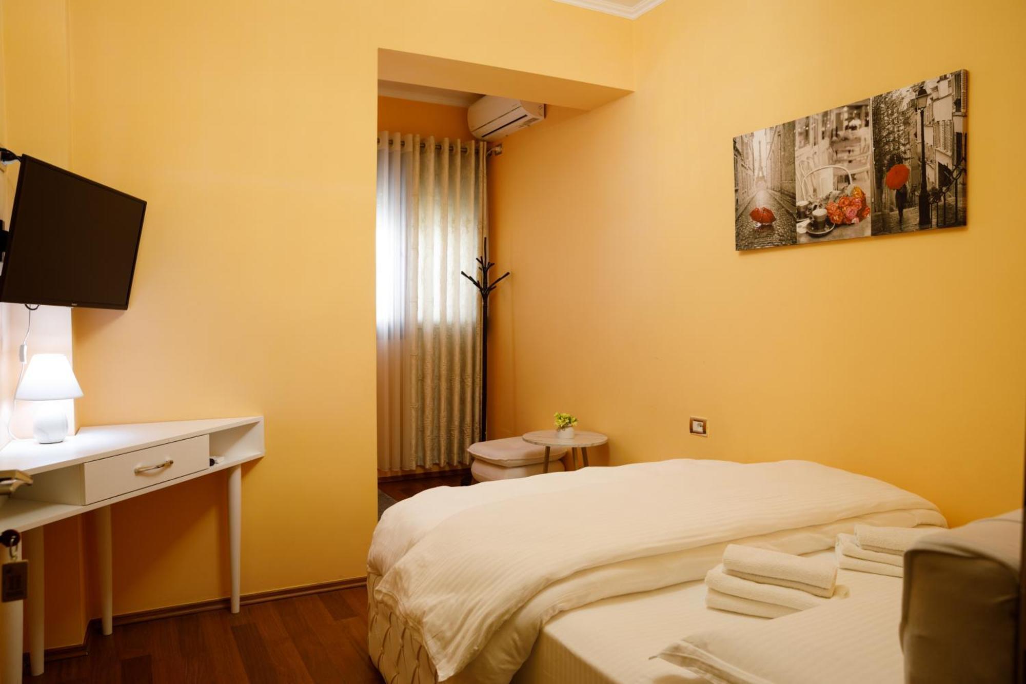 Bora Hotel Gjirokastra Zewnętrze zdjęcie