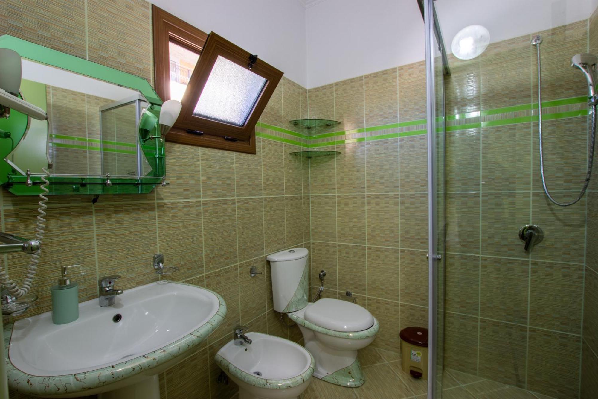 Bora Hotel Gjirokastra Zewnętrze zdjęcie